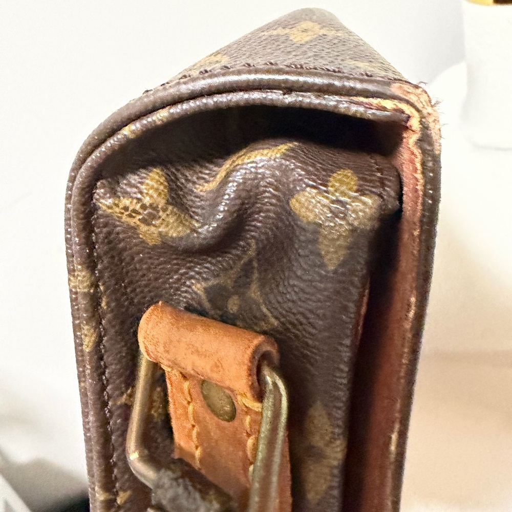 Louis Vuitton Cartouchière GM Crossbody Bag – Monogram Canvas, Adjustable Strap - Picture 8 of 16